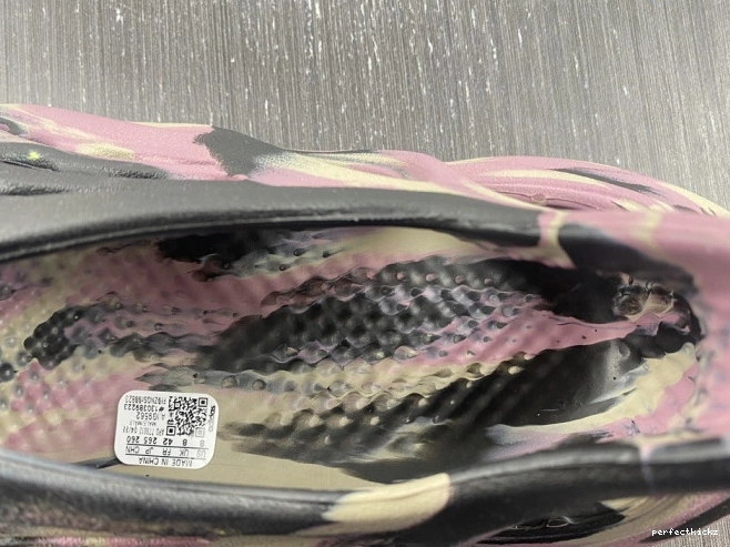 Yeezy IG9562 Foam RNR MX Adidas Carbon 0804